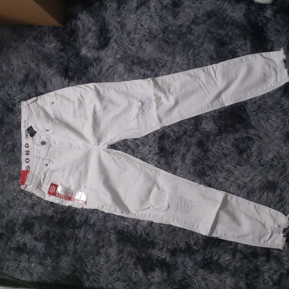Curvy Jegging.. Size 5...white